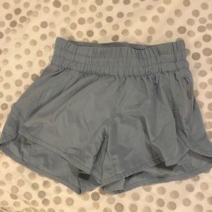 Lululemon Tracker Shorts - 4